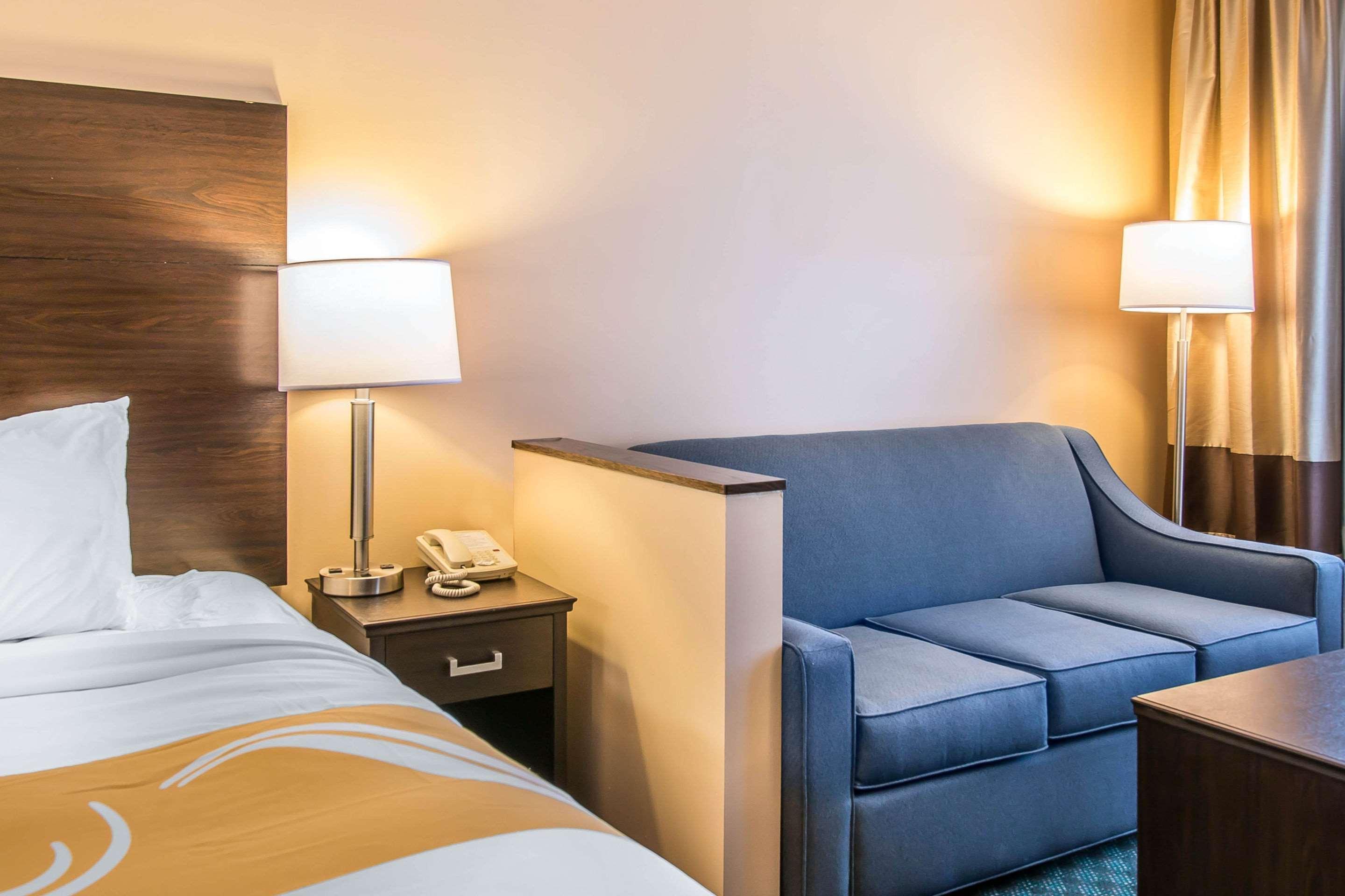 Quality Inn & Suites Houghton Exteriör bild