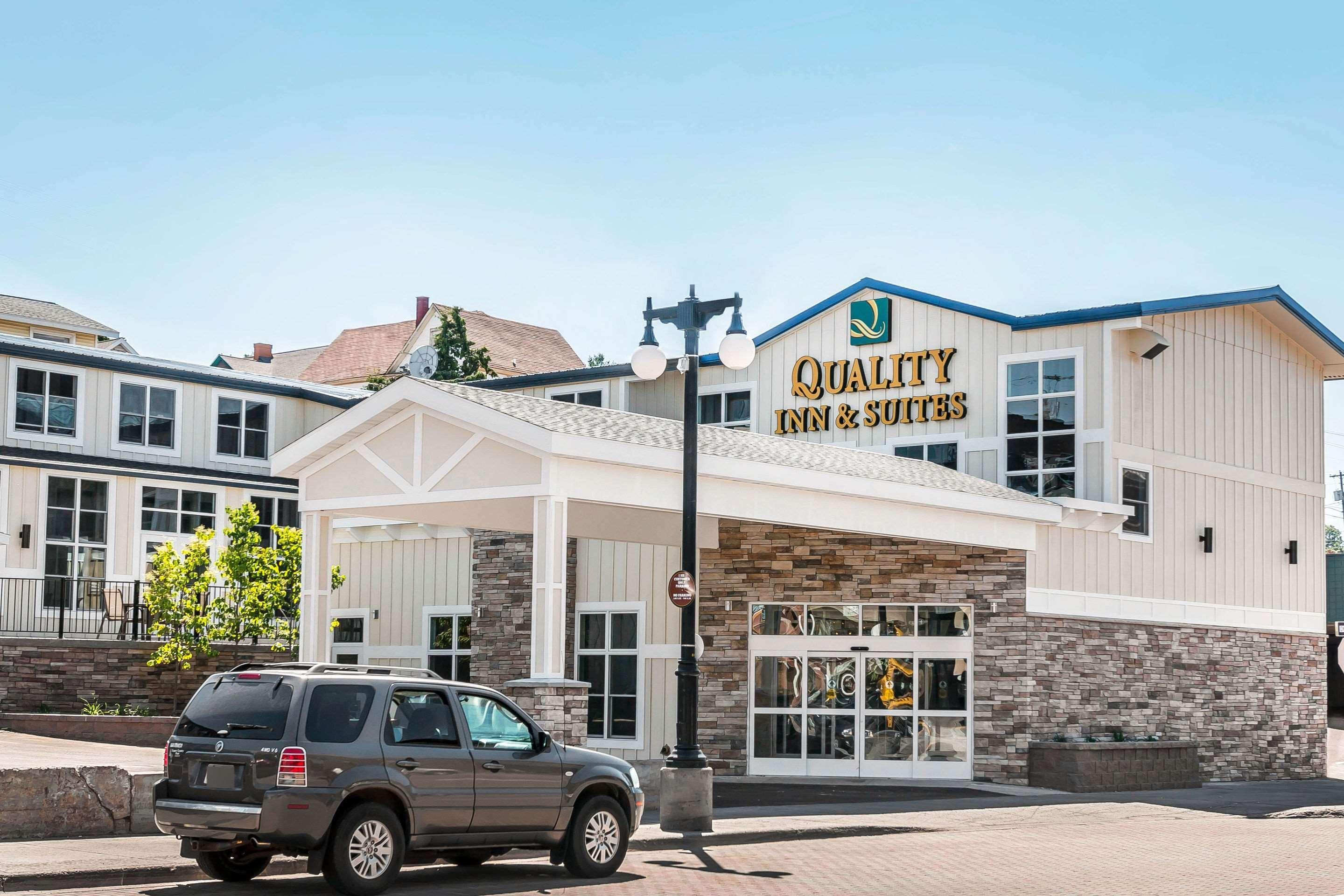 Quality Inn & Suites Houghton Exteriör bild