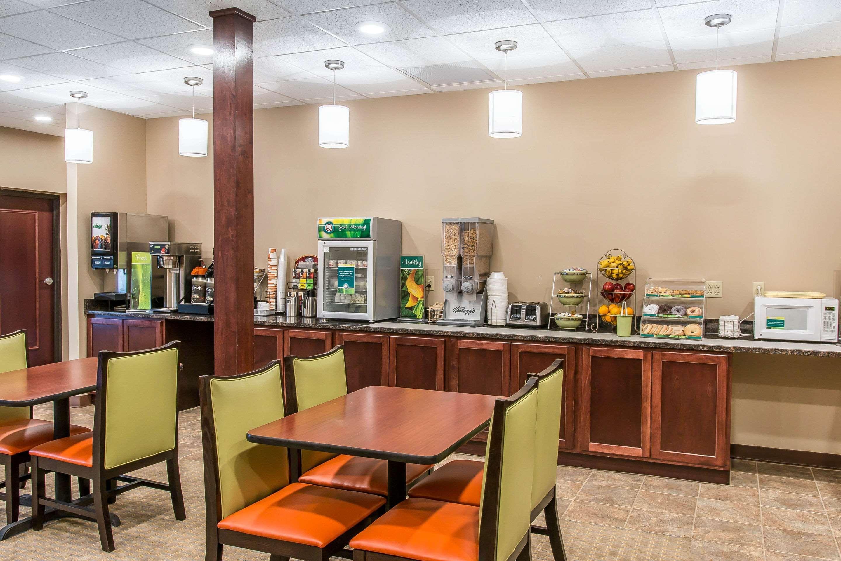 Quality Inn & Suites Houghton Exteriör bild