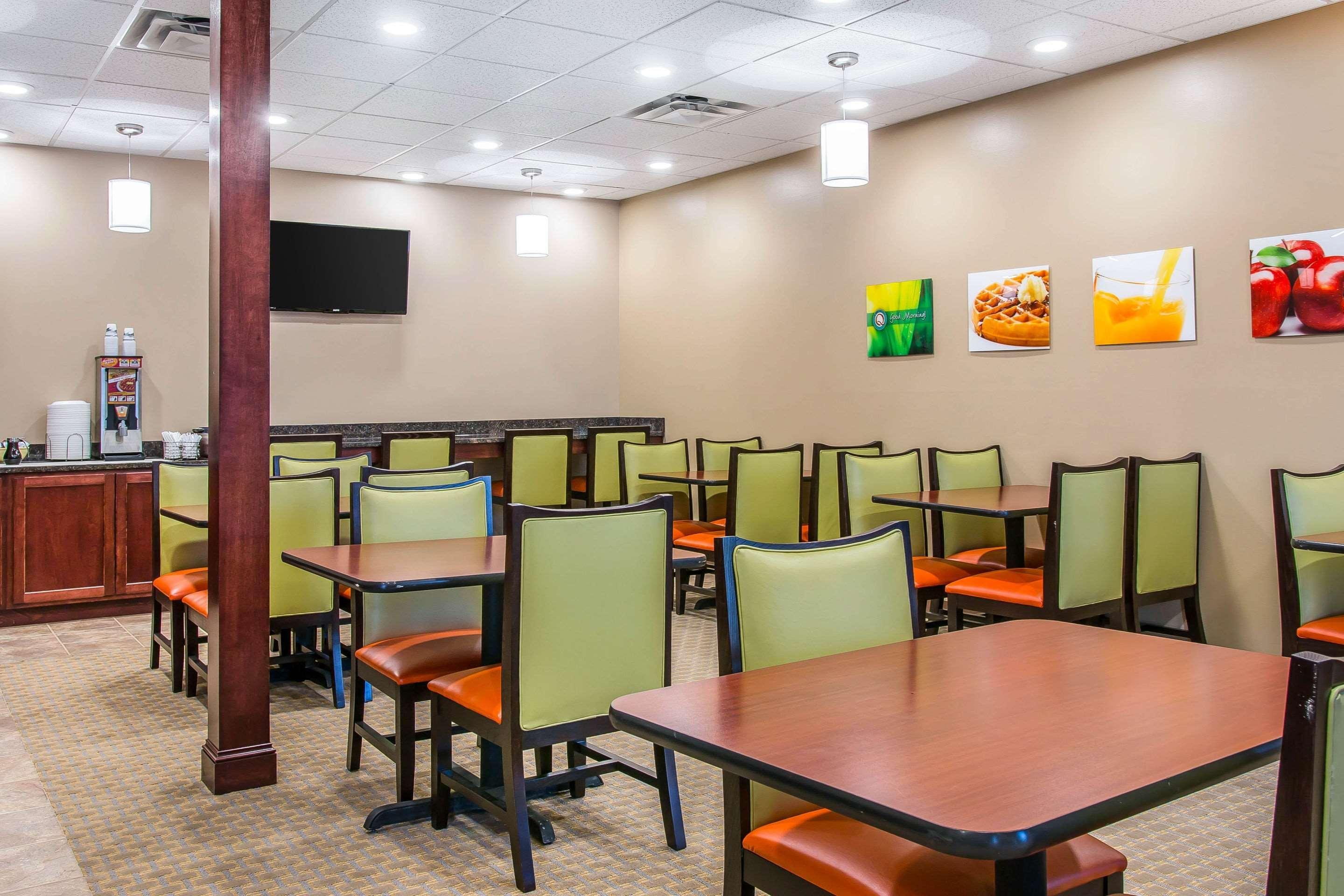 Quality Inn & Suites Houghton Exteriör bild