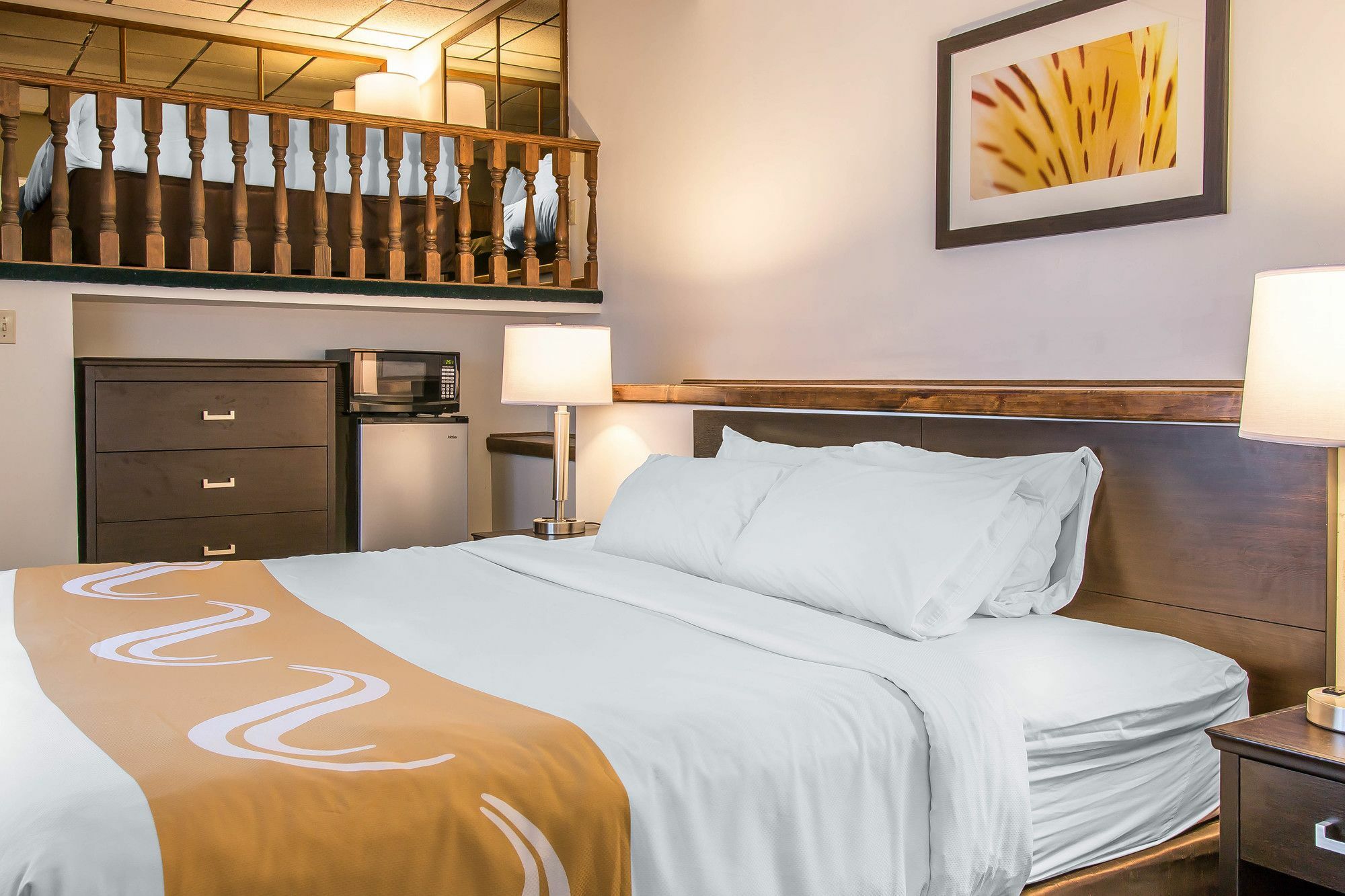 Quality Inn & Suites Houghton Exteriör bild